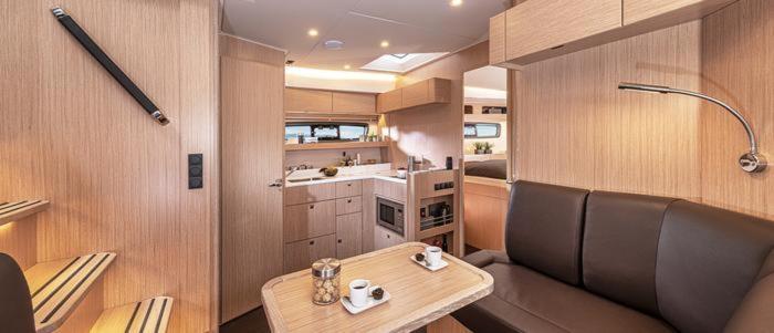 Gasthuis Royal House Centro, By Clapa Group 2*