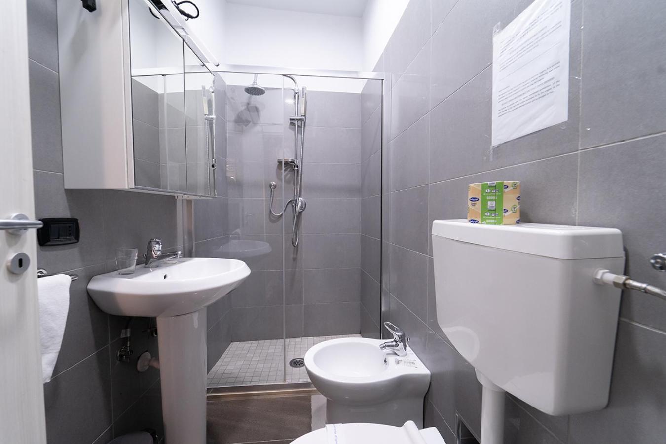Royal House Centro 2*